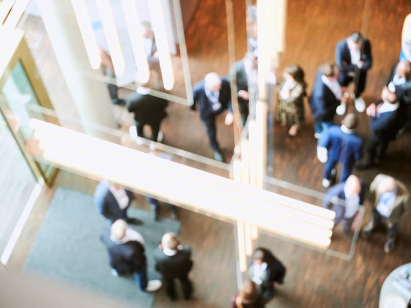 Lobby da sede da Adesso SE em Dortmund, Alemanha
